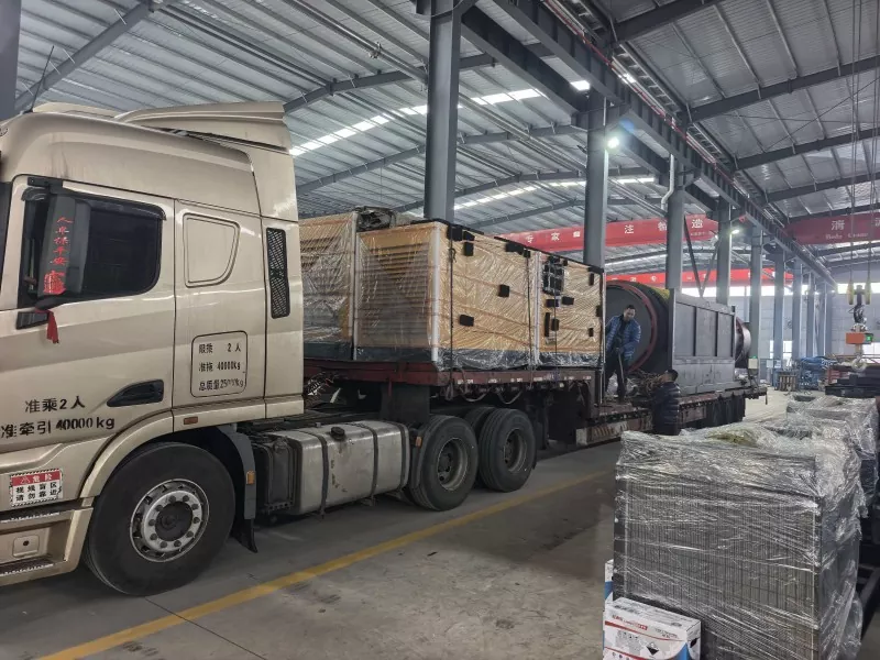 ජින්කි පතල් යන්ත්‍රෝපකරණ රුසියාවට බෙර වෙන් කිරීමේ සහ ආධාරක උපකරණ තොගයක් යවයි