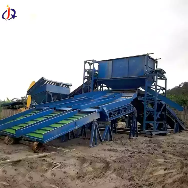 ඉඩම් පදනම් කරගත් රන් කැණීම් උපකරණ